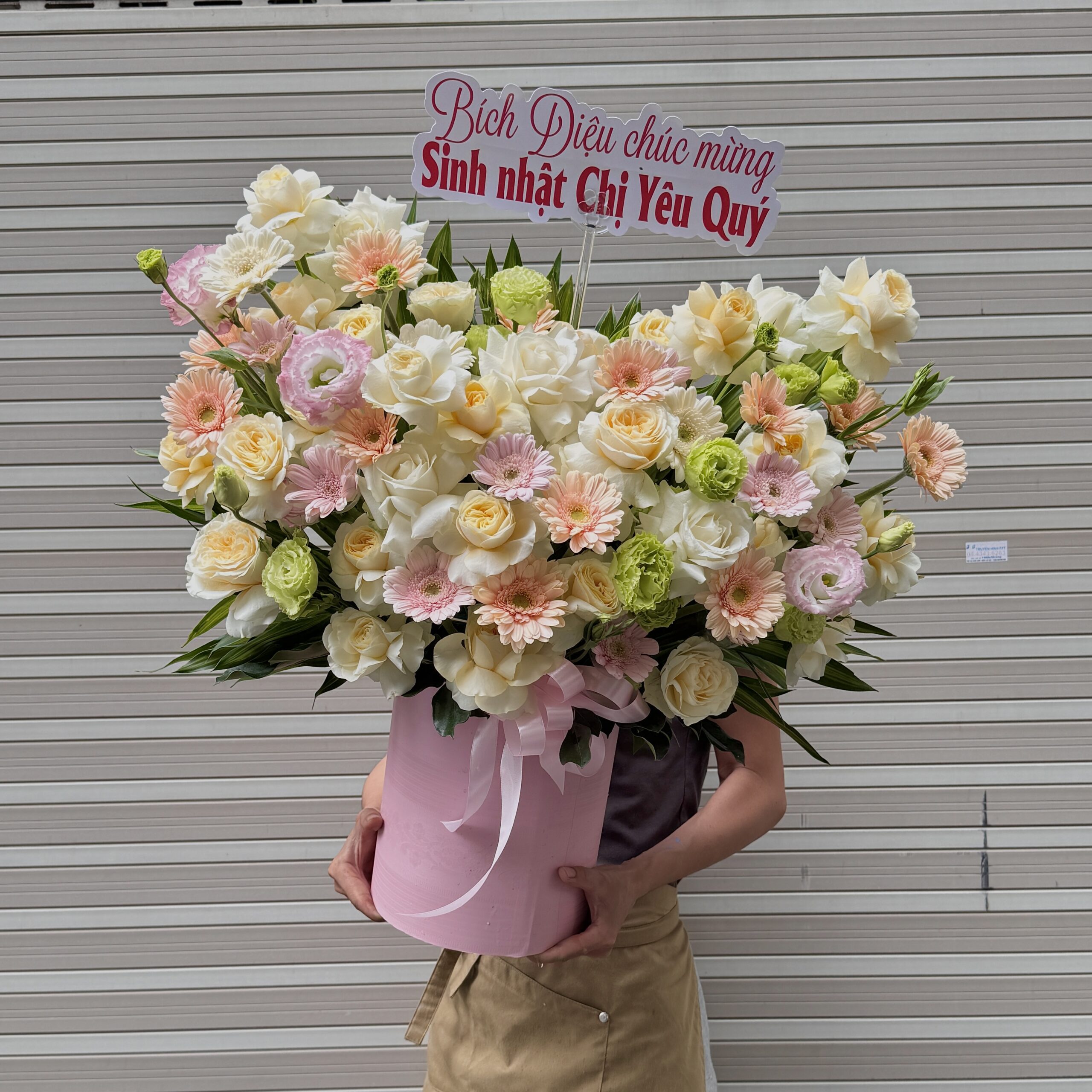 Fresh flower basket - Thanh Mai - GH01 1 Giỏ Hoa Tươi Thanh Mai GH01