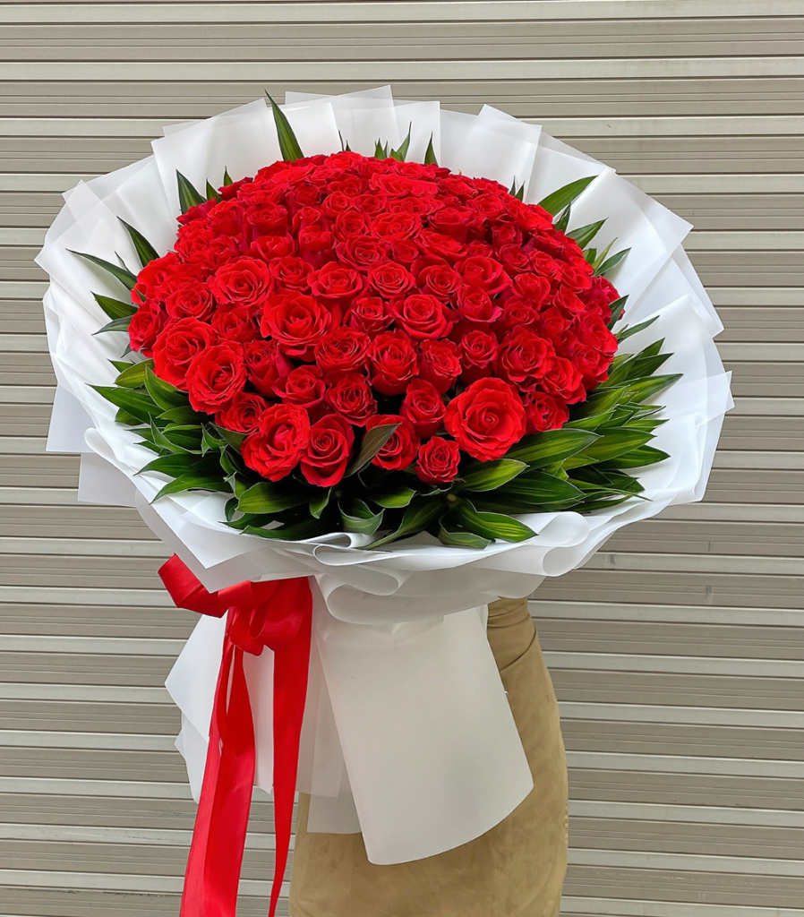 BÓ HOA HỒNG ĐỎ - CHỈ YÊU MÌNH EM - BH180 6 BH180