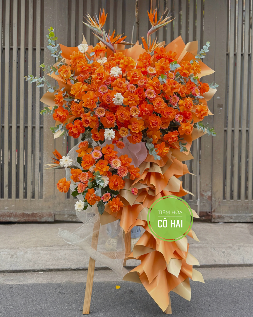 KỆ HOA CHÚC MỪNG - CÁT TƯỜNG - CM021 1 CM021